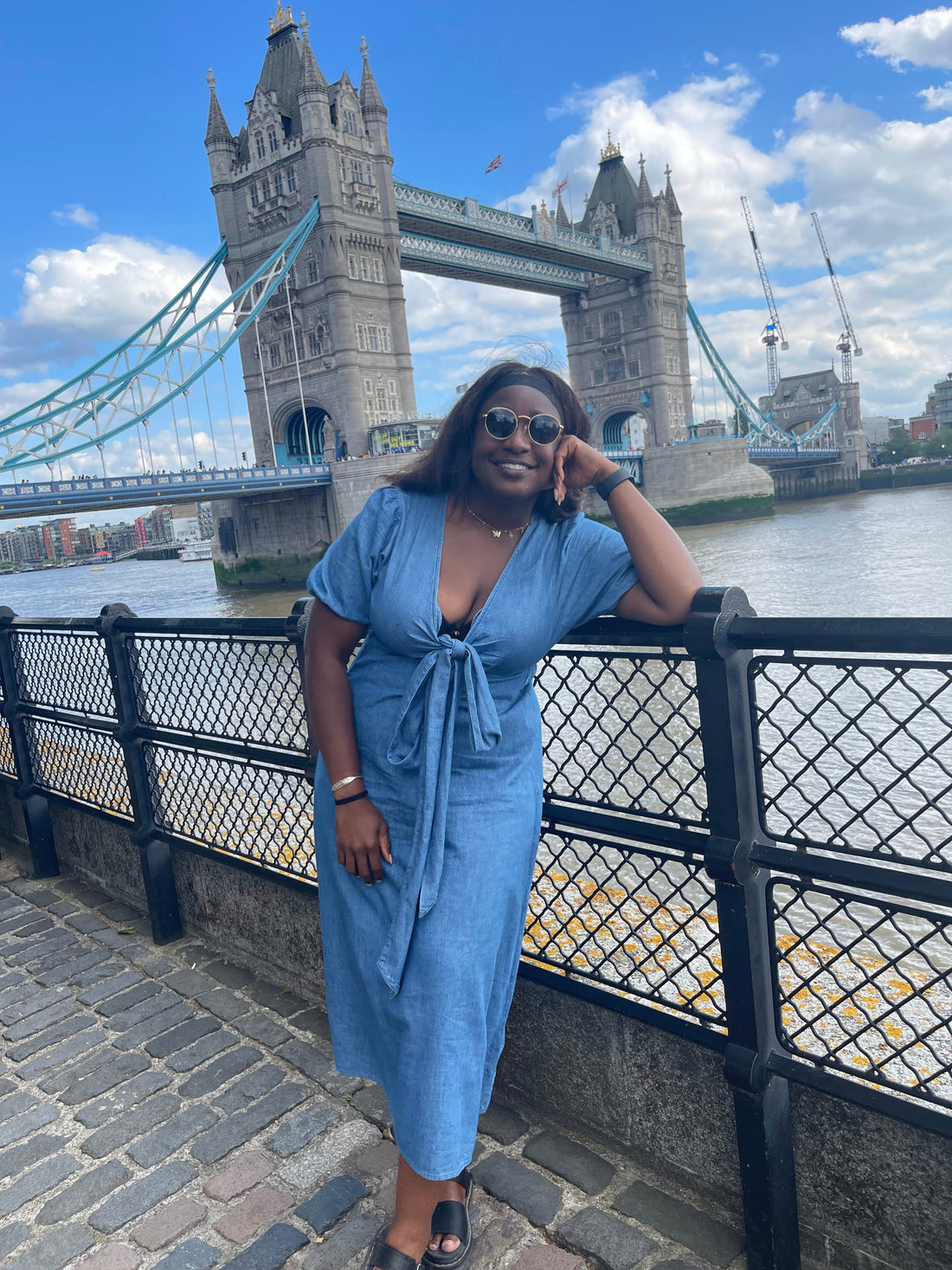 London Through My Eyes: City Streets and Countryside Dreams